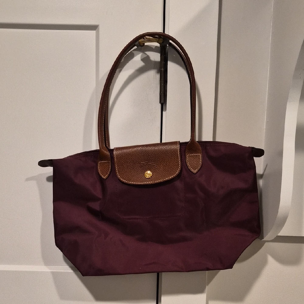 Longchamp Classic Women's Tote Bag in Deep Plum with Brown Trim. 15 X 10 Inches